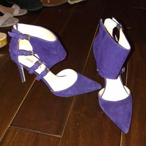 Nine West Purple suede pumps